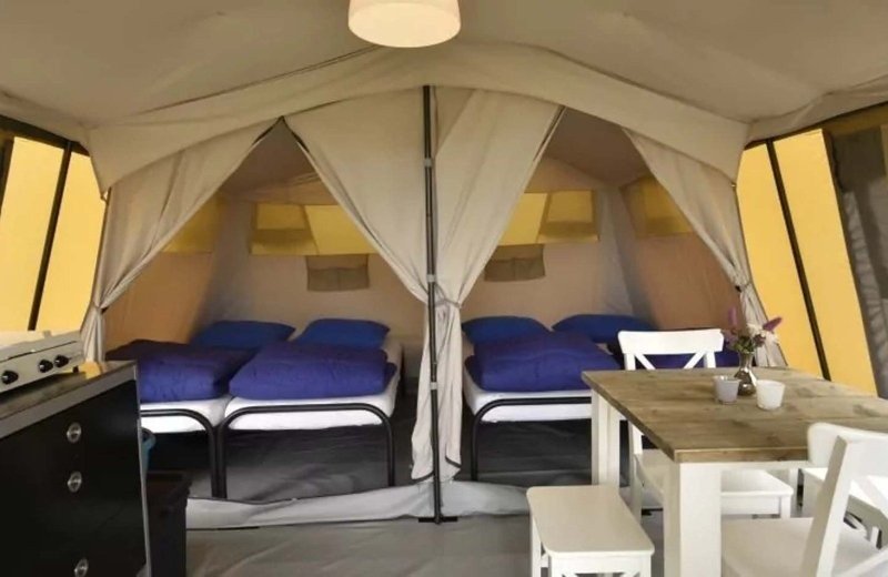 Boogtent terschelling slaapkamers