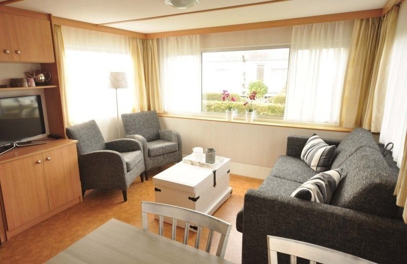 Stacaravan 4 personen terschelling woonkamer